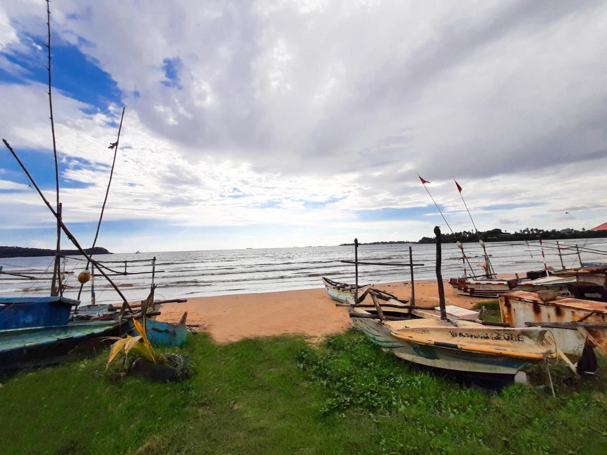 Unawatuna Guest Exterior foto
