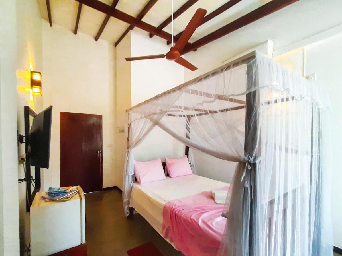 Unawatuna Guest Exterior foto
